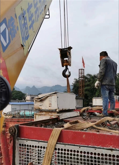 浦江县大件吊装搬运设备常用的施工手势信号解答